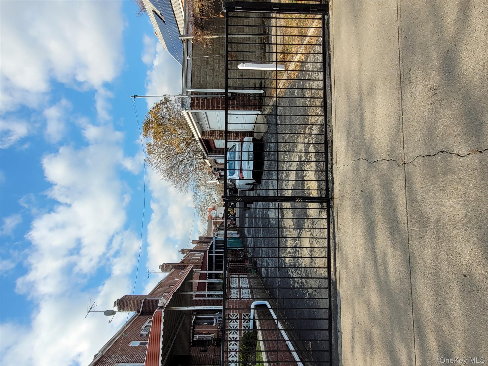 229-11 141St Avenue Laurelton Laurelton, NY 11413