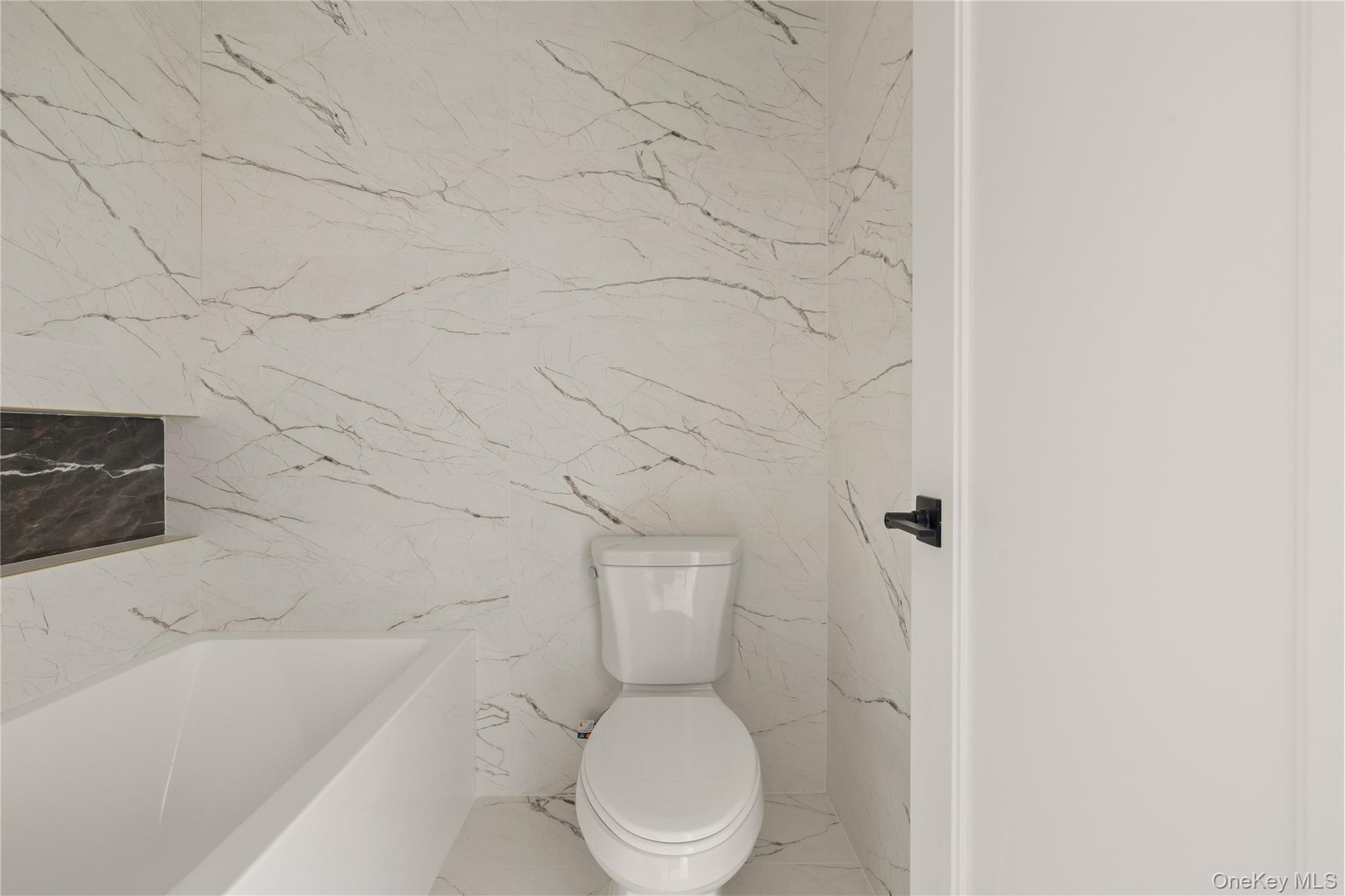 5 Valley Way 220 Out of NYC Spring Valley, NY 10977