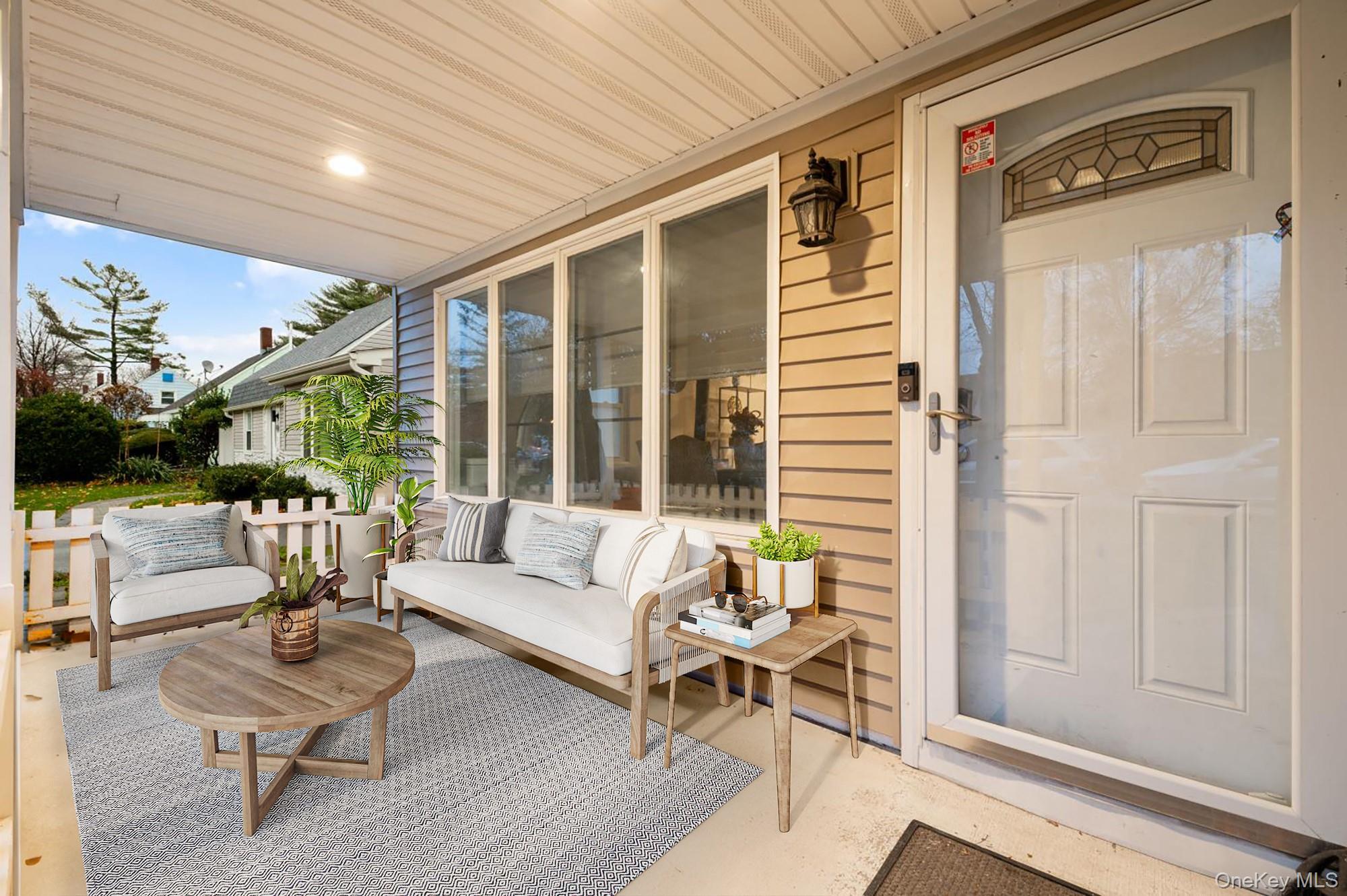 670 Mason Street Westbury Westbury, NY 11590