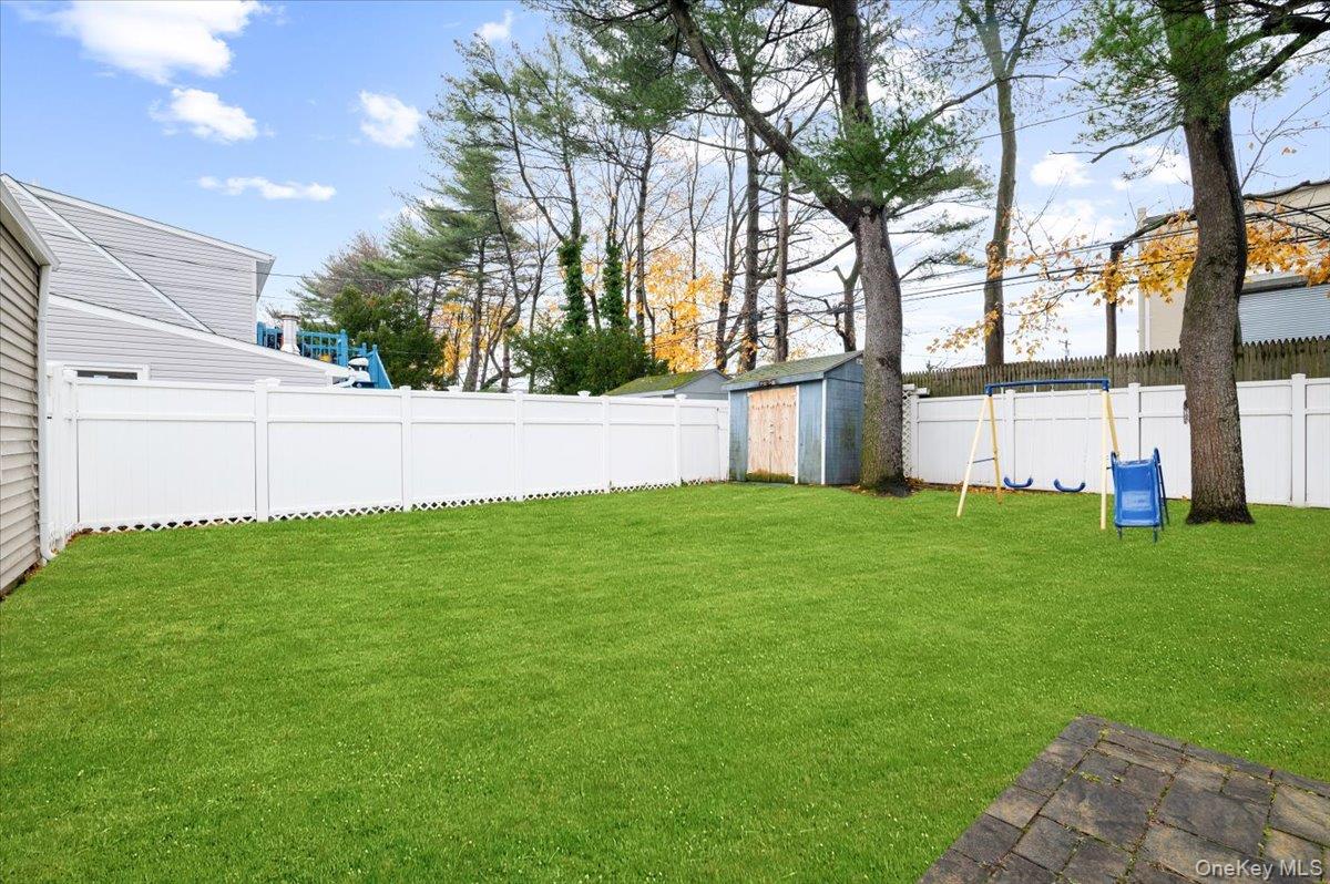 670 Mason Street Westbury Westbury, NY 11590