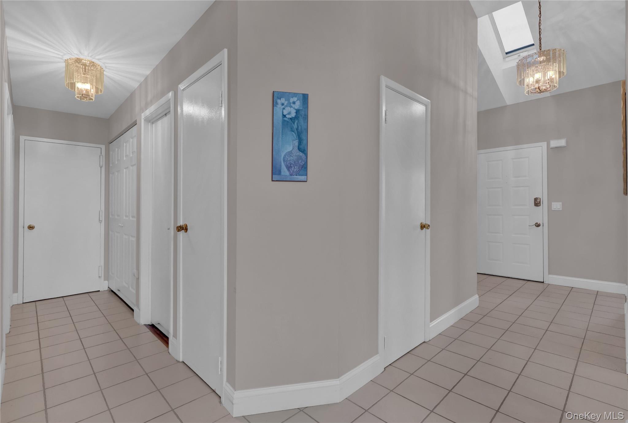 248 Pond View Lane Smithtown Smithtown, NY 11787