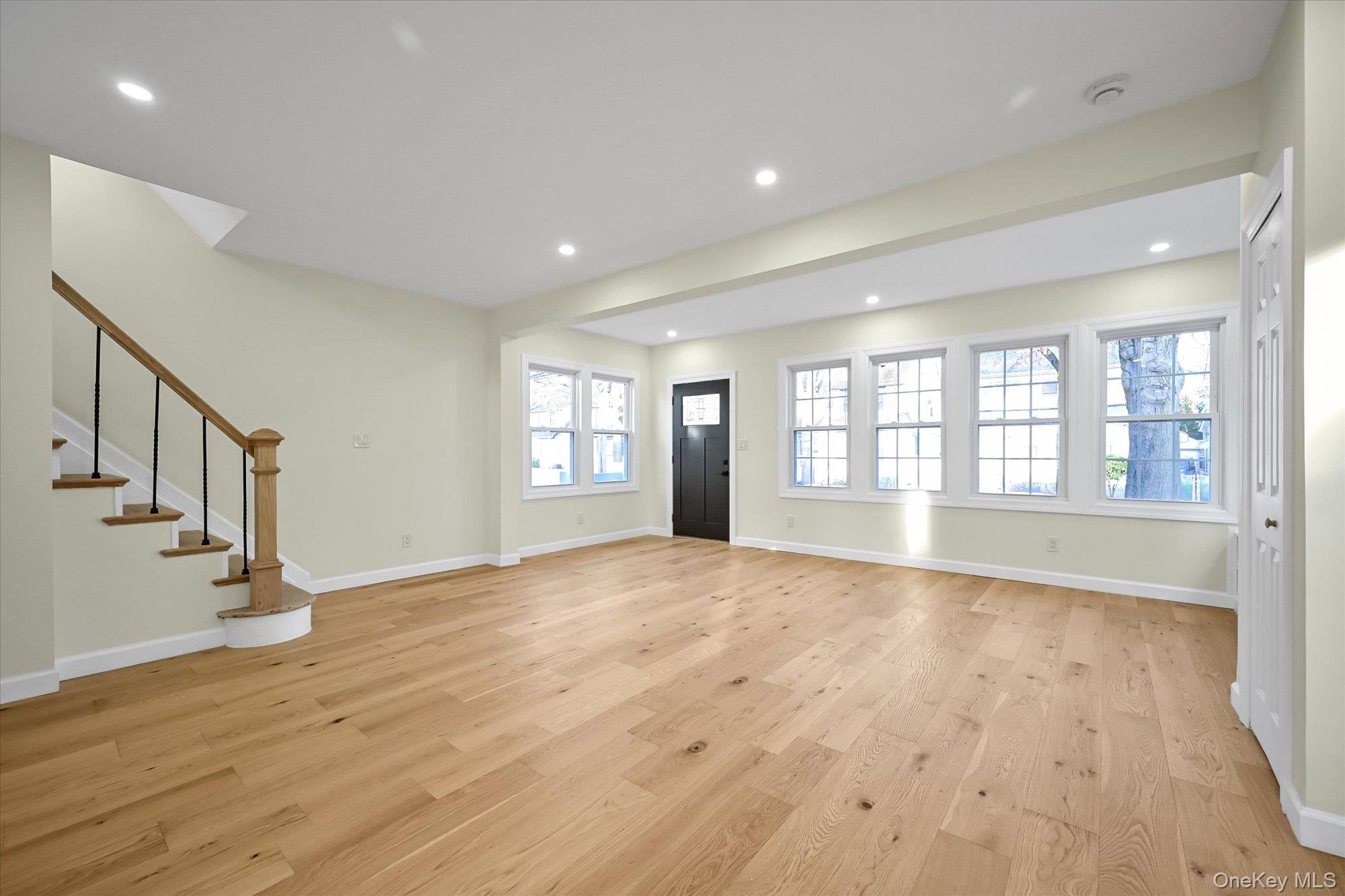 86-30 233rd Street Bellerose Bellerose, NY 11427