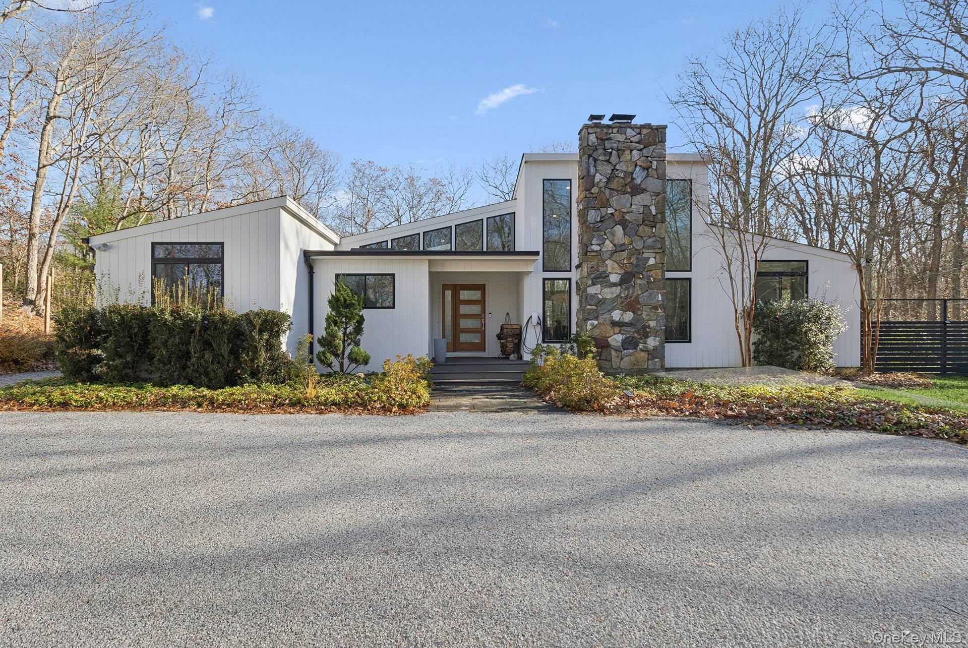 56 North Woods Lane East Hampton East Hampton, NY 11937