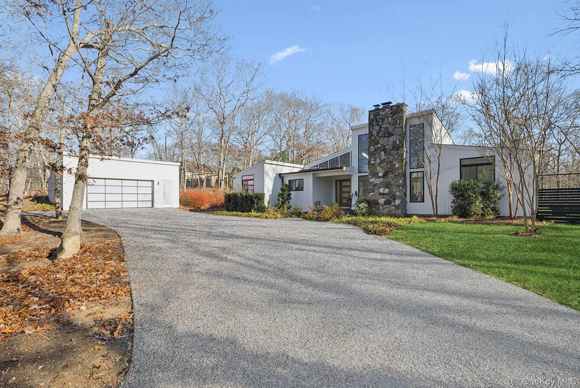 56 North Woods Lane East Hampton East Hampton, NY 11937