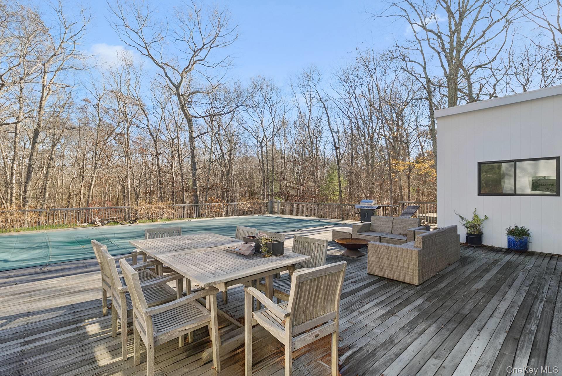 56 North Woods Lane East Hampton East Hampton, NY 11937