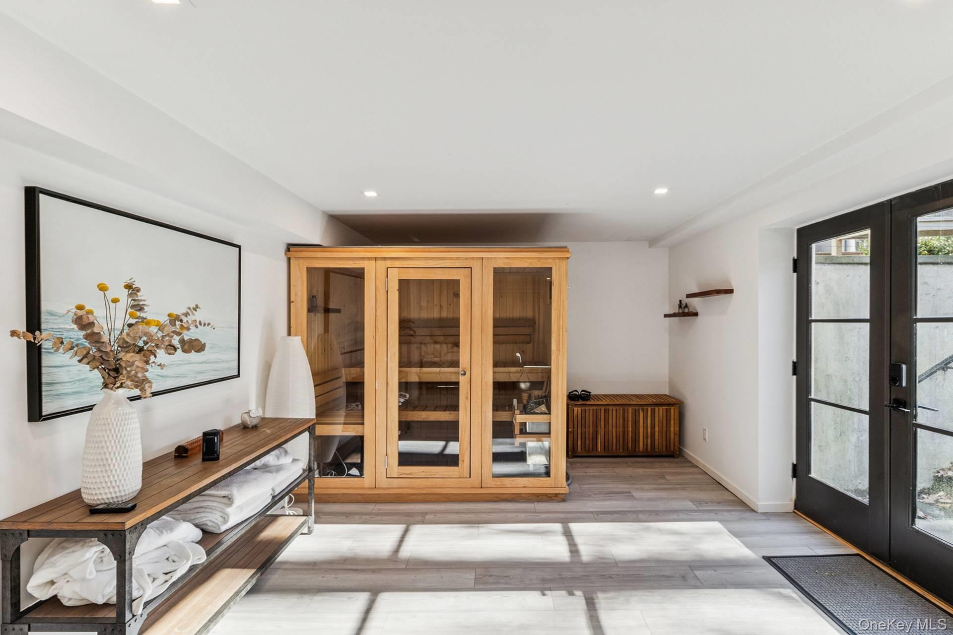 56 North Woods Lane East Hampton East Hampton, NY 11937