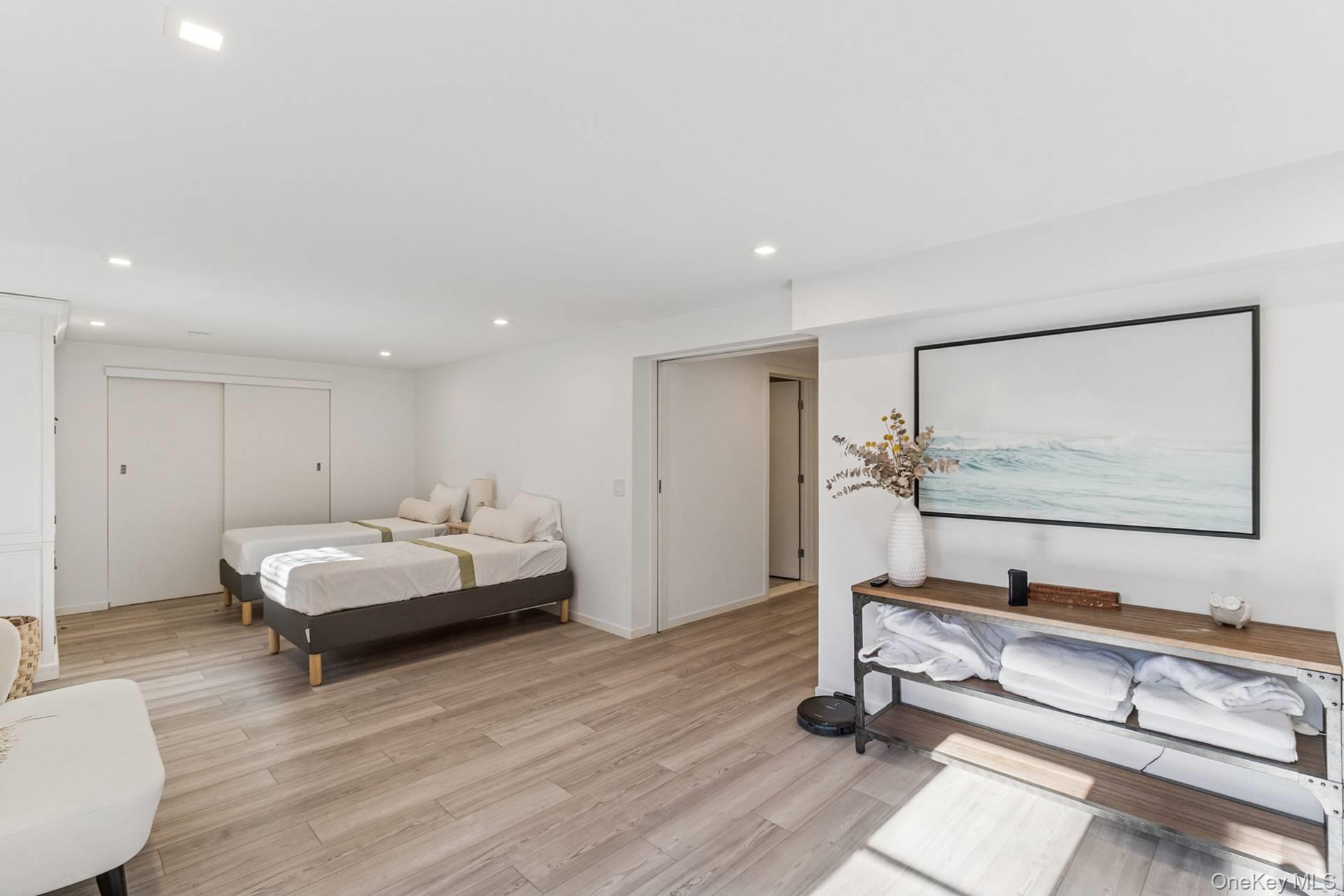 56 North Woods Lane East Hampton East Hampton, NY 11937