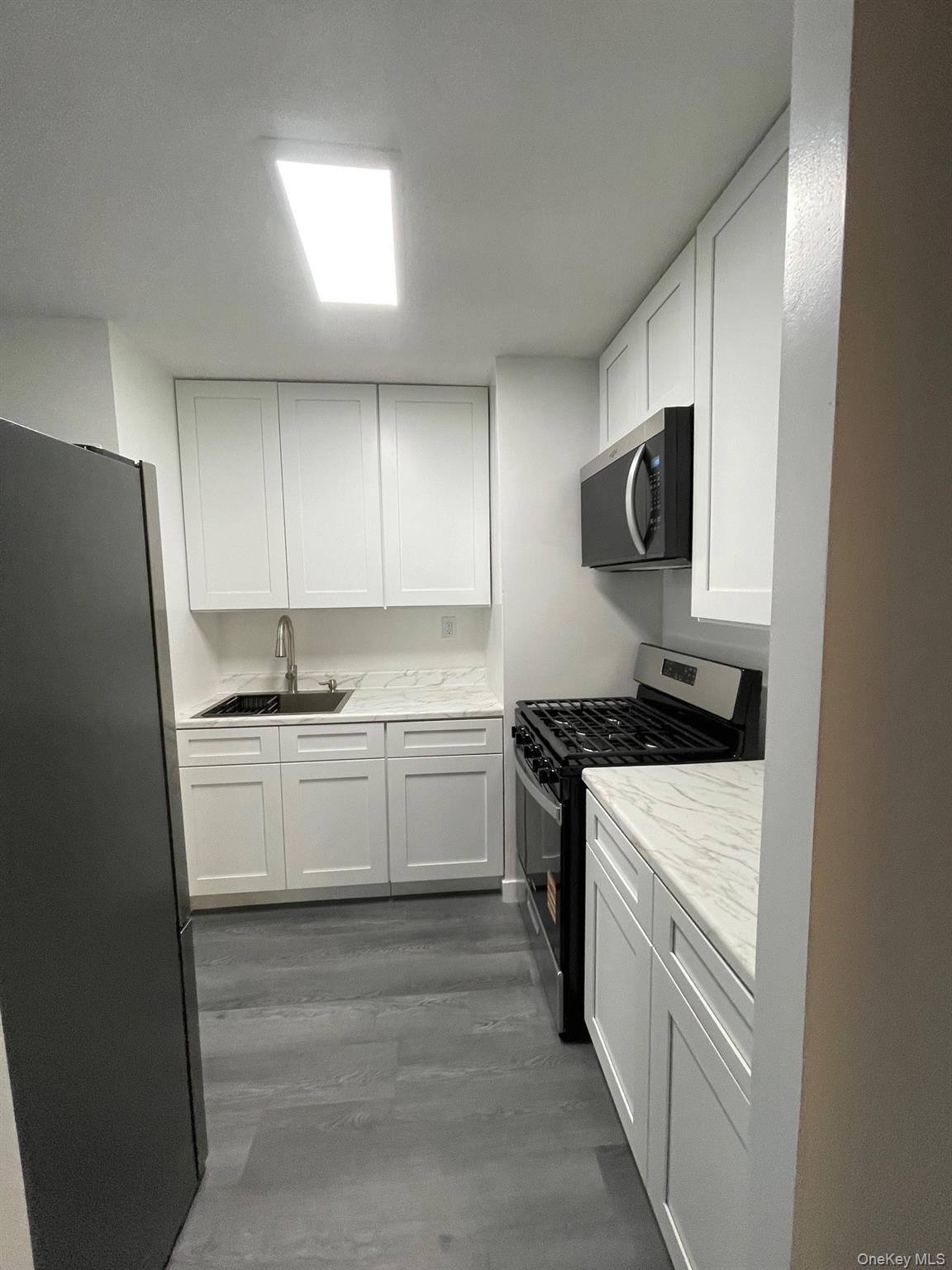 155 Ferris Avenue 11-B White Plains White Plains, NY 10603