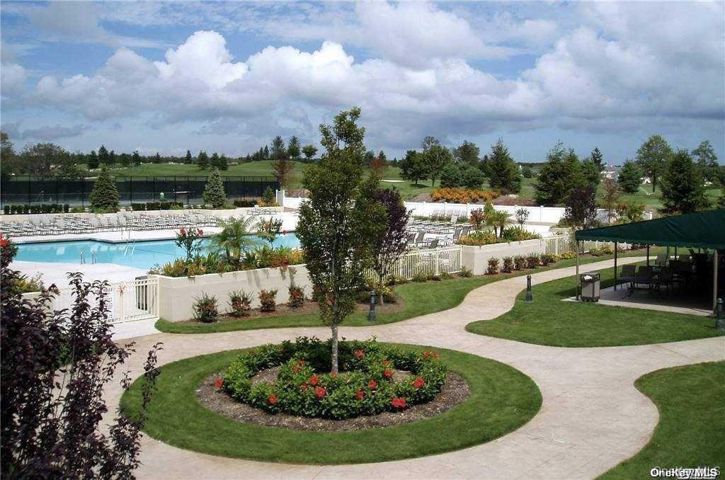 736 Verona Drive Melville Melville, NY 11747