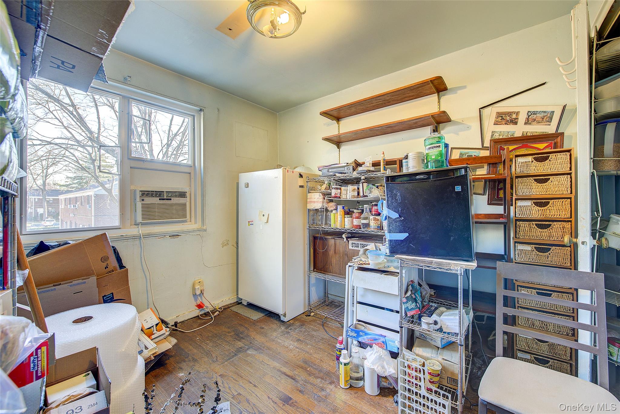 216-76 68TH Avenue 26-119 Oakland Gardens Oakland Gardens, NY 11364