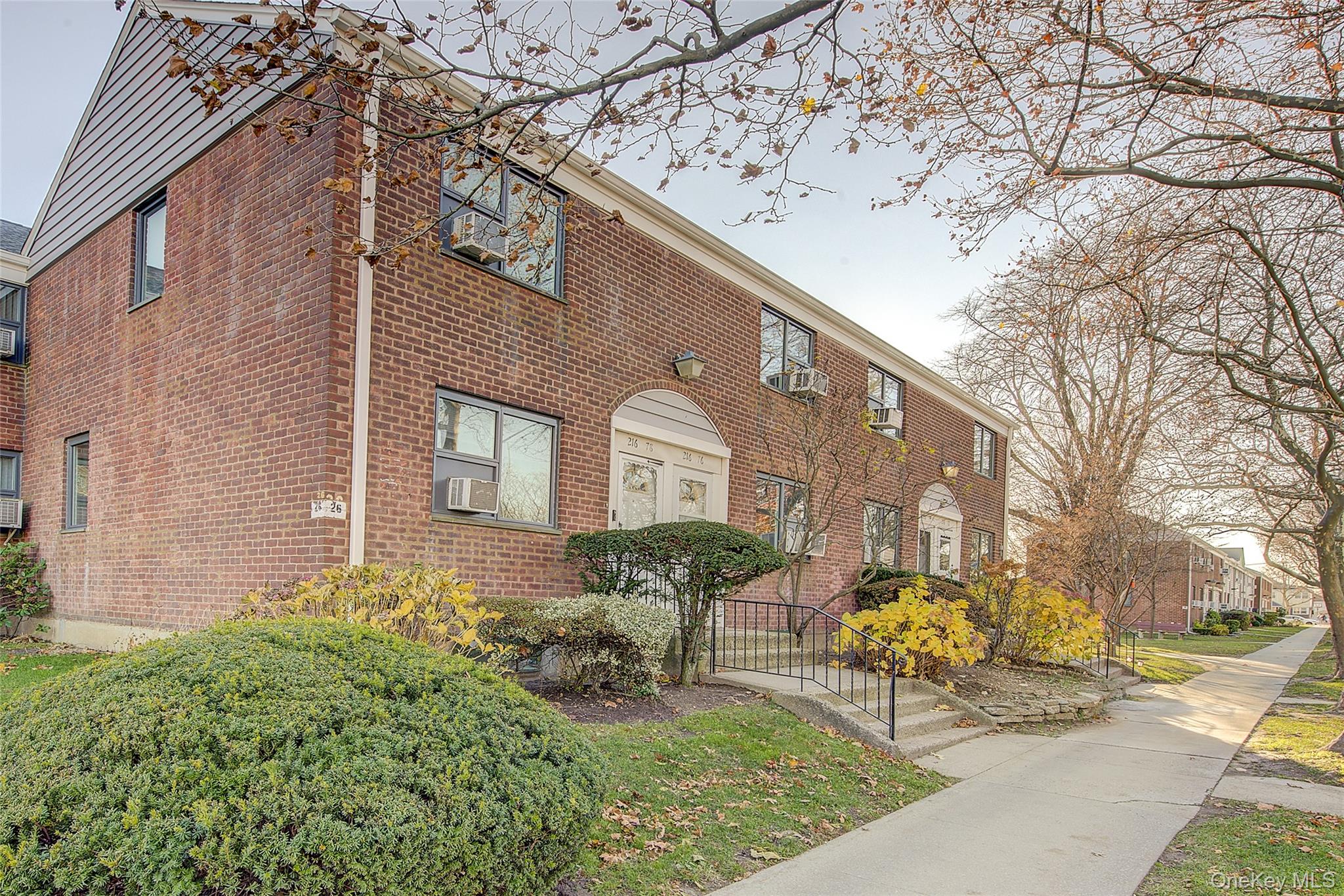 216-76 68TH Avenue 26-119 Oakland Gardens Oakland Gardens, NY 11364