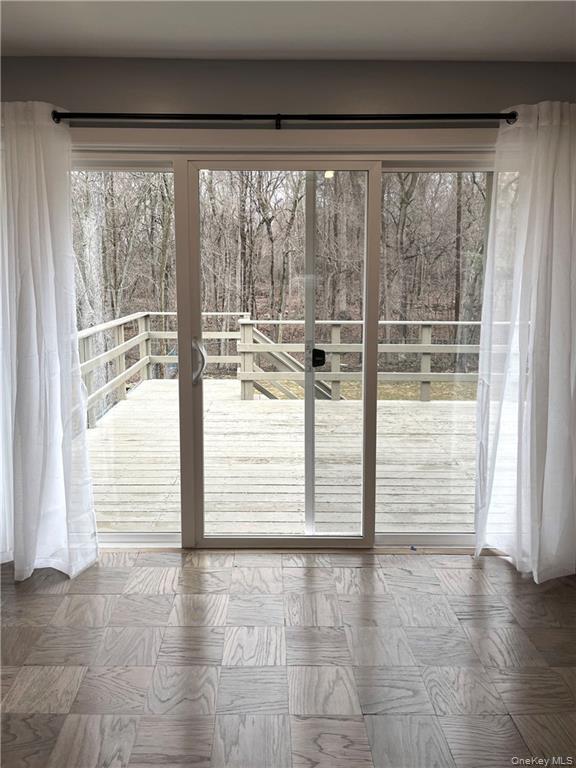 7 Brush Court Out of NYC Garnerville, NY 10923