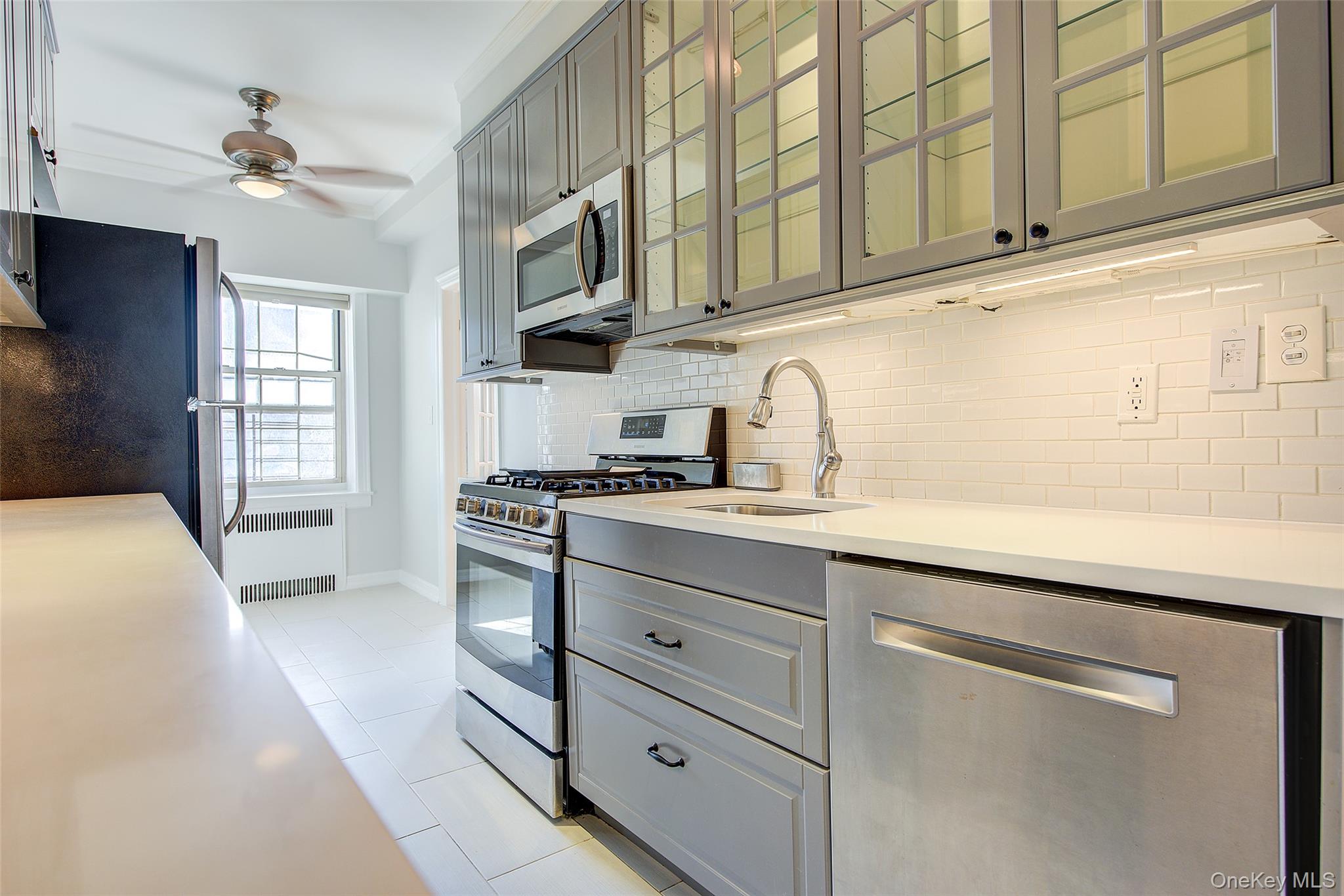 79-15 35th Avenue 5-A Jackson Heights Jackson Heights, NY 11372