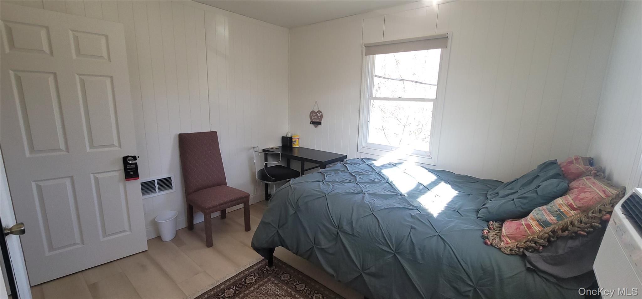 351 Lake Shore Drive Out of NYC Pine Bush, NY 12566