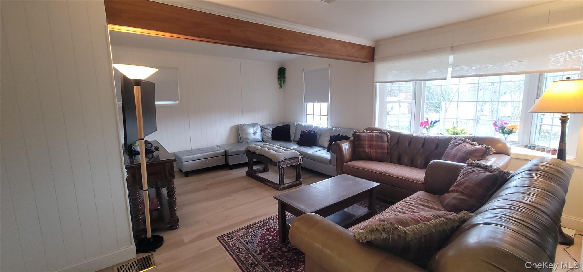 351 Lake Shore Drive Out of NYC Pine Bush, NY 12566