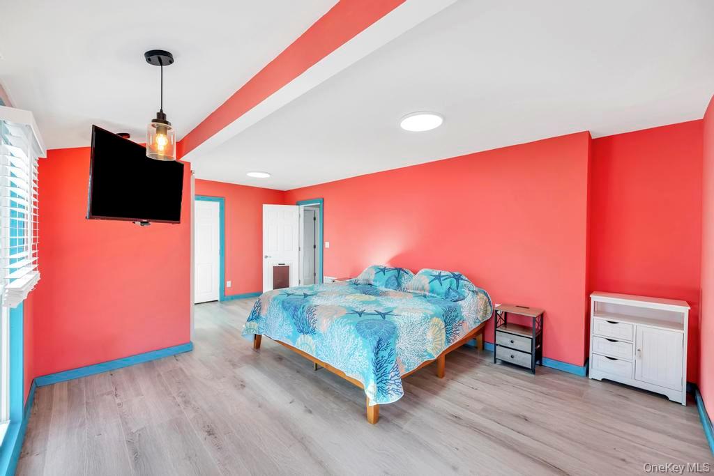 10 Westwind Drive Bohemia Bohemia, NY 11716