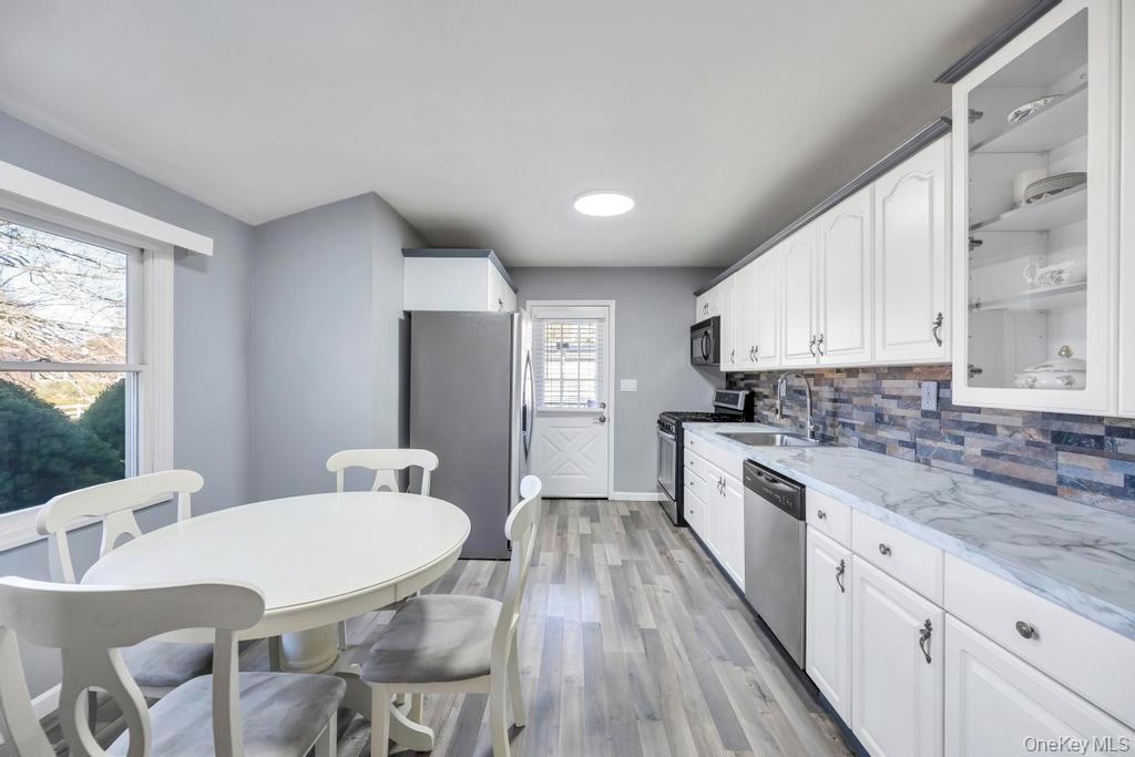 10 Westwind Drive Bohemia Bohemia, NY 11716