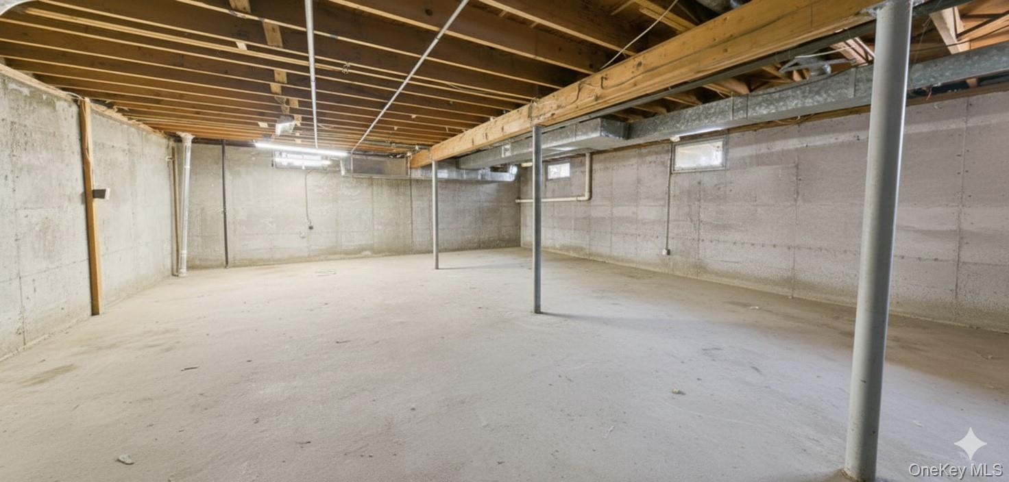 10 Westwind Drive Bohemia Bohemia, NY 11716