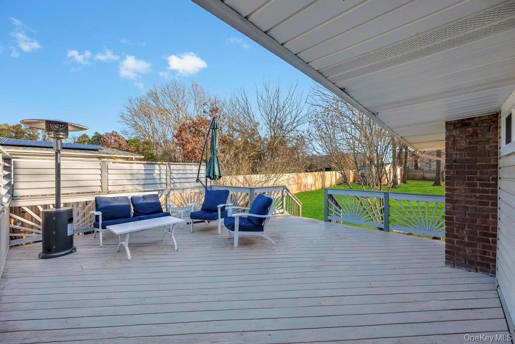 10 Westwind Drive Bohemia Bohemia, NY 11716