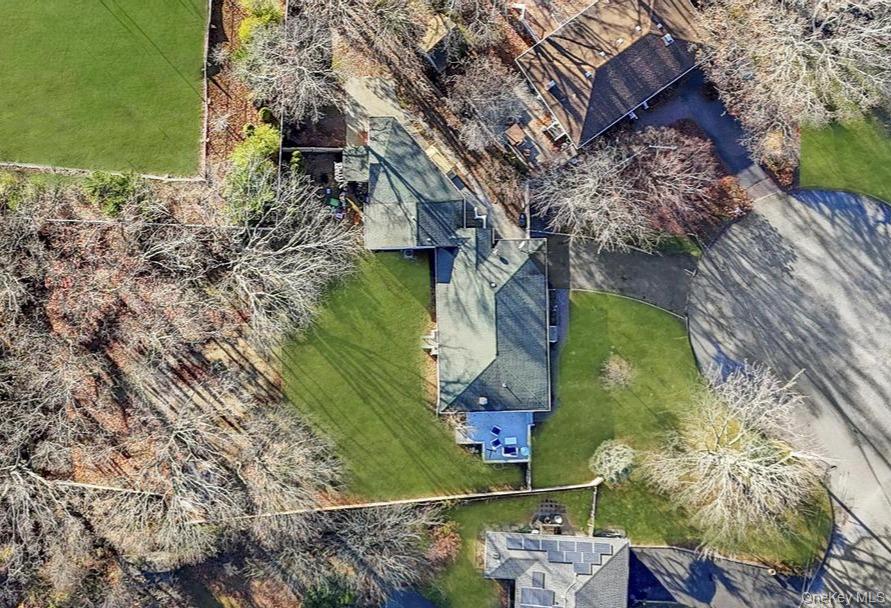 10 Westwind Drive Bohemia Bohemia, NY 11716