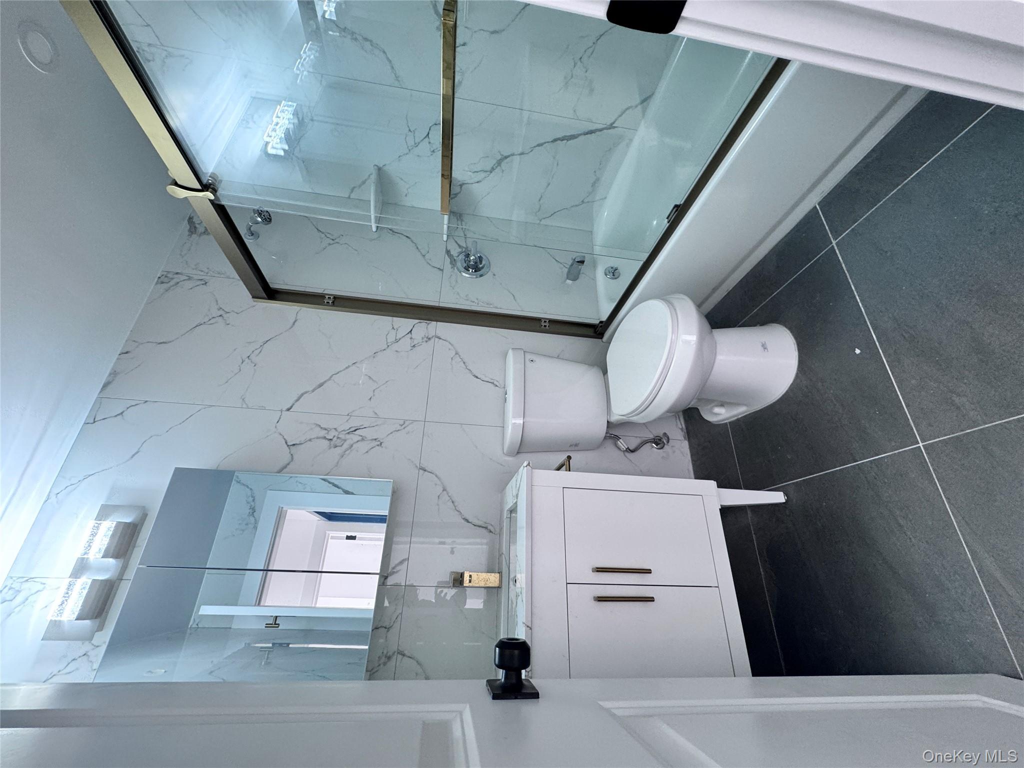 41-05 45th 2-b Sunnyside Sunnyside, NY 11104