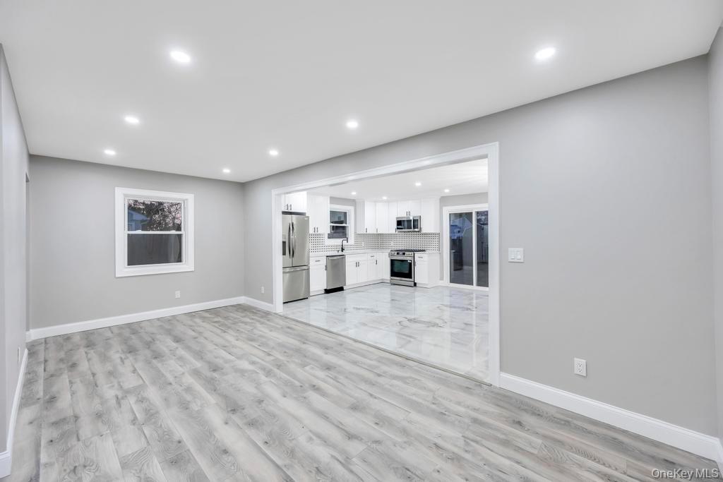 27 Ash Street Central Islip Central Islip, NY 11722