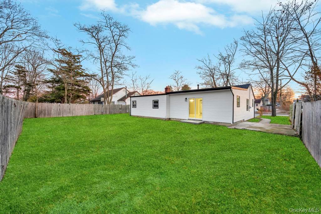 27 Ash Street Central Islip Central Islip, NY 11722