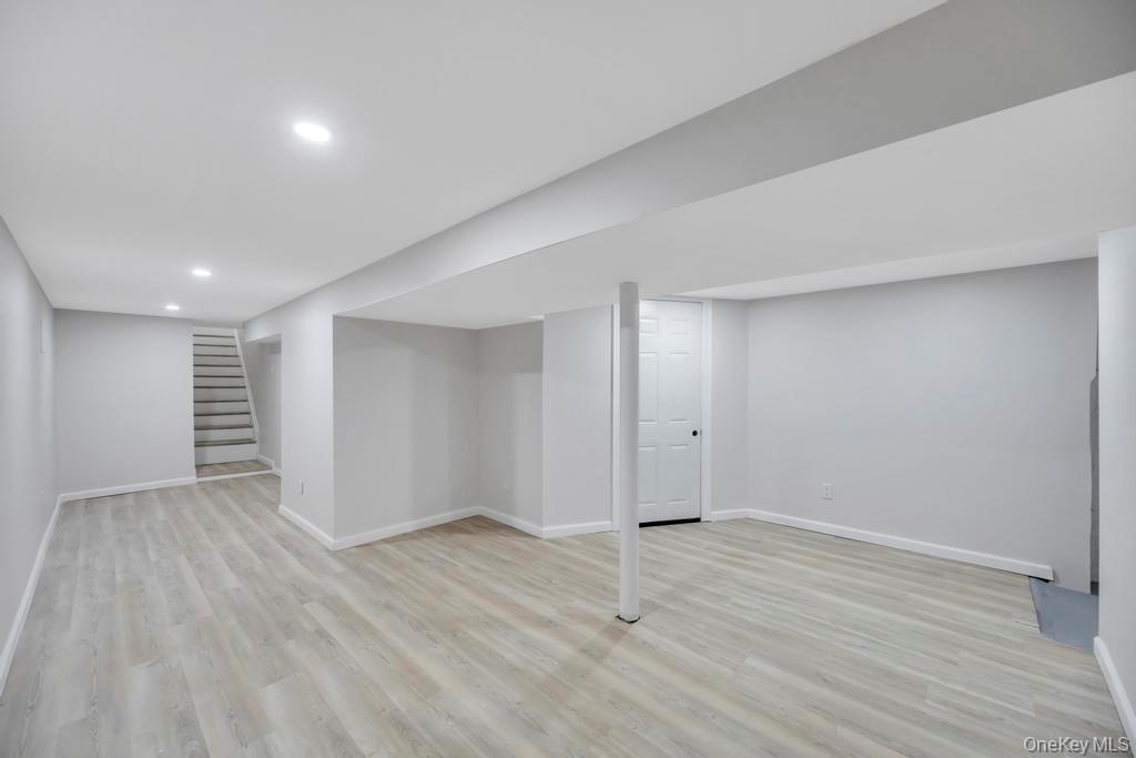 27 Ash Street Central Islip Central Islip, NY 11722