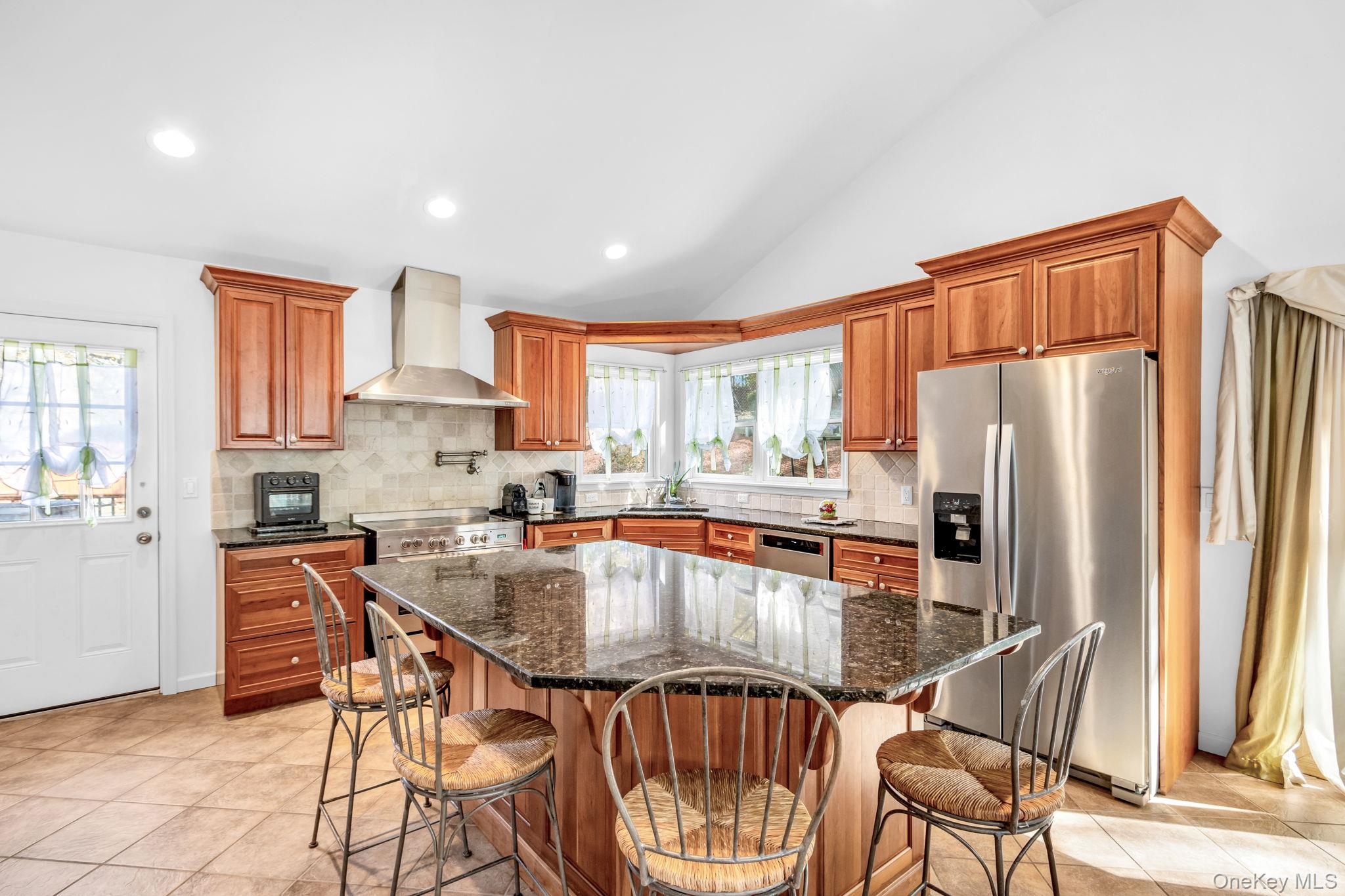 34 Steiner Drive Out of NYC Mahopac, NY 10541