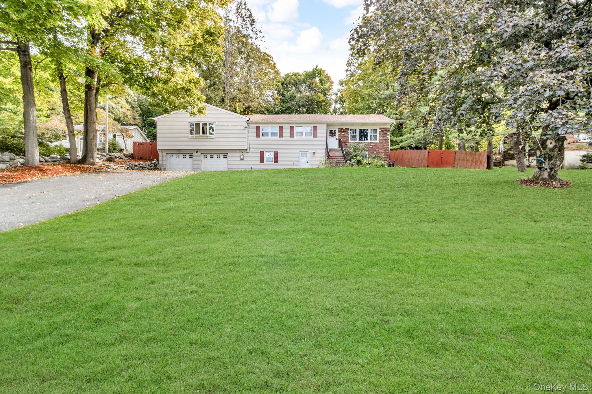 34 Steiner Drive Out of NYC Mahopac, NY 10541
