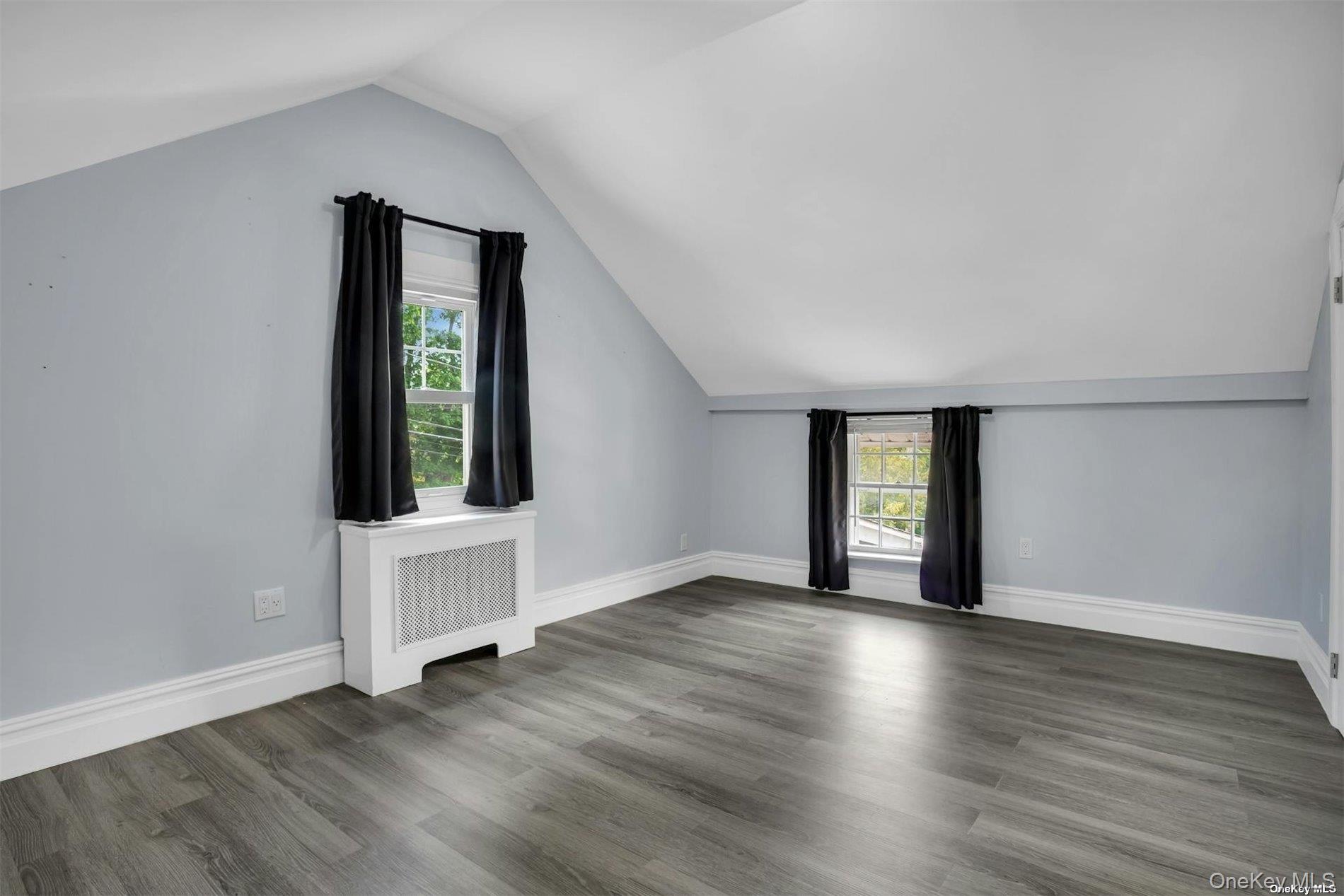 14 Maple Street Glenwood Landing Glenwood Landing, NY 11547