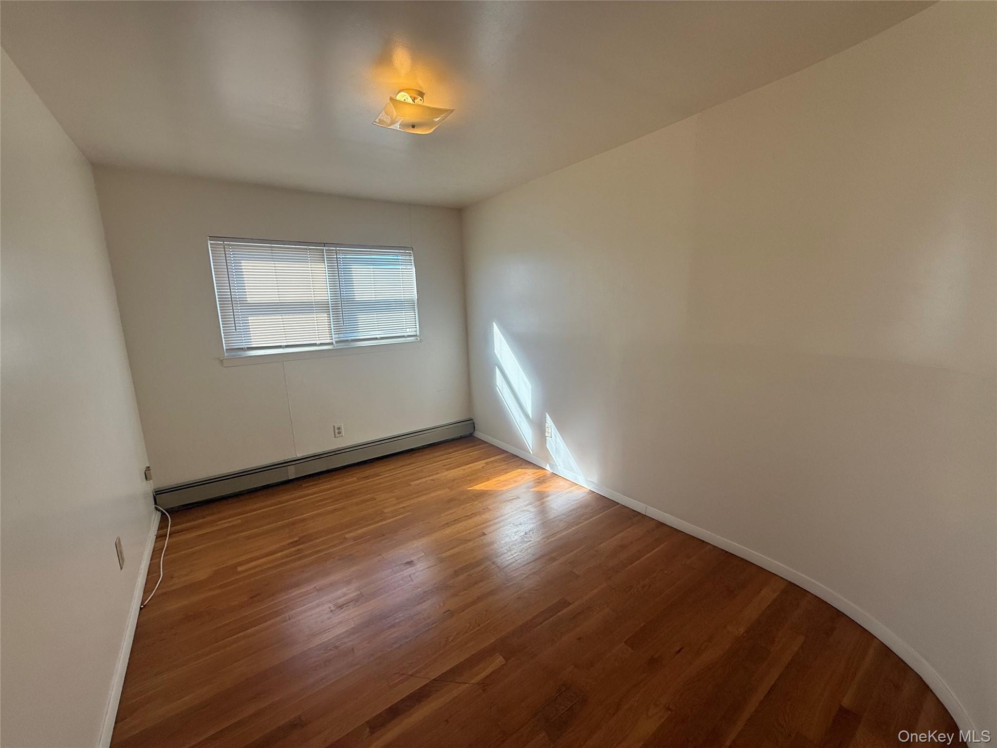 393 Long Beach Road Island Park Island Park, NY 11558