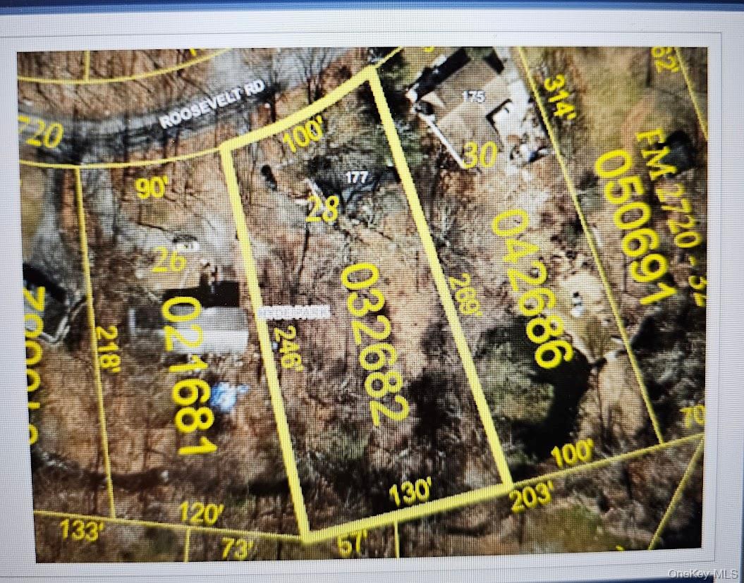 177 Roosevelt Road Out of NYC Hyde Park, NY 12538