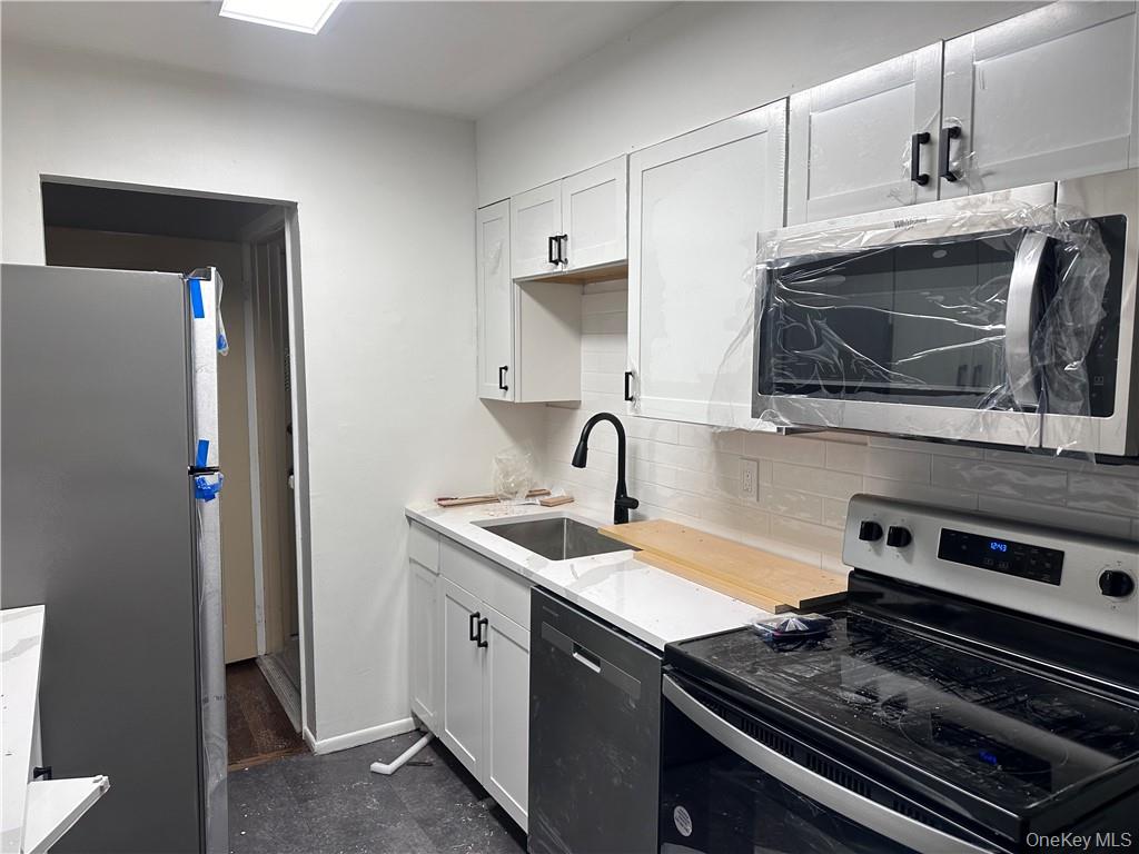 60 Trafalgar Road 1 Out of NYC New Windsor, NY 12553