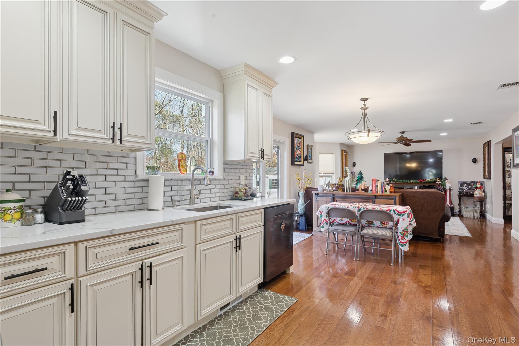 262 Walker Avenue East Patchogue, NY 11772