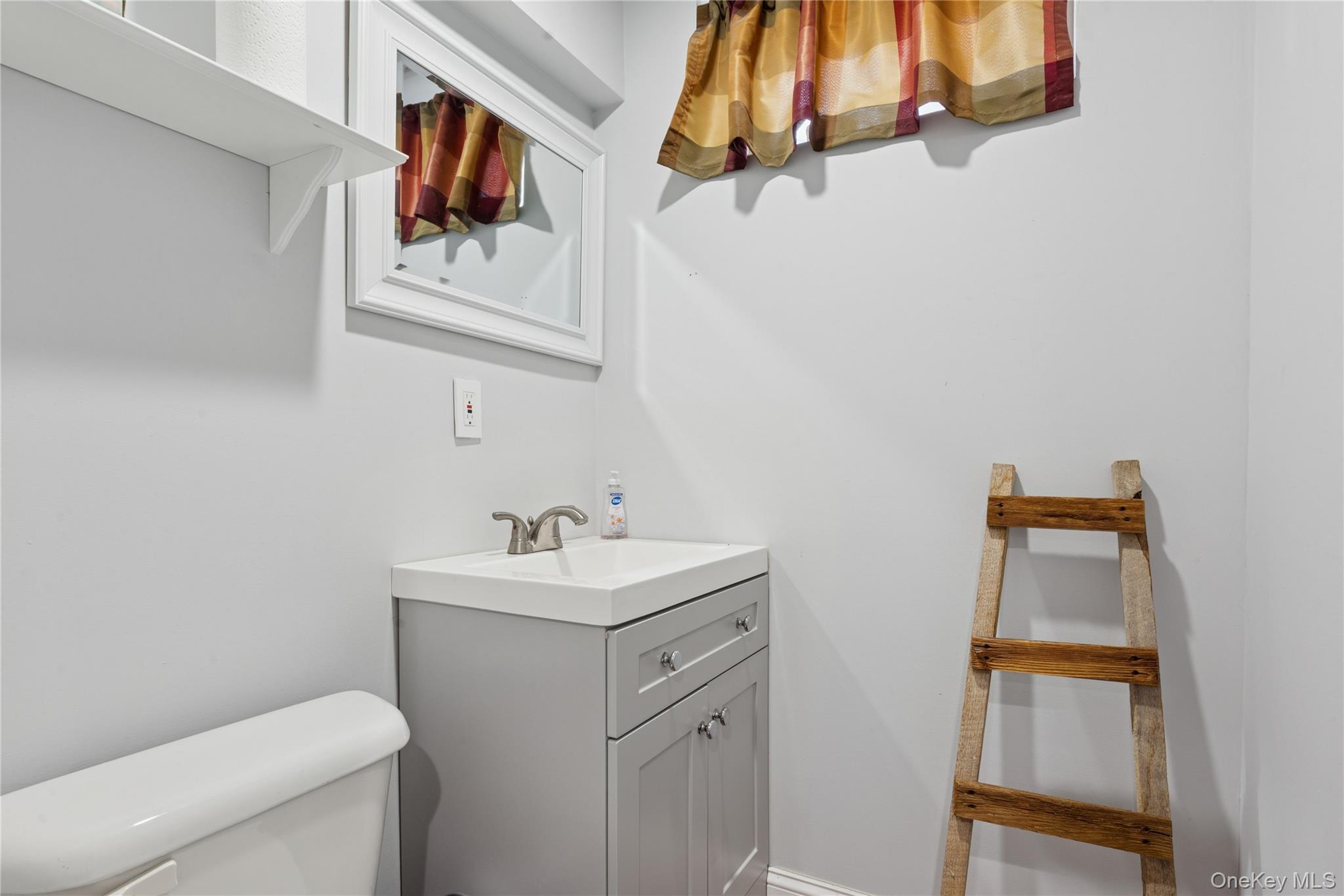 262 Walker Avenue East Patchogue, NY 11772