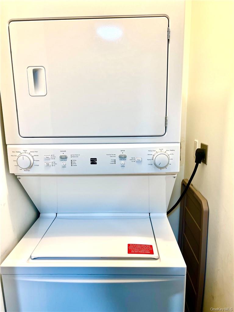 108 North Street 301 Out of NYC Middletown, NY 10940