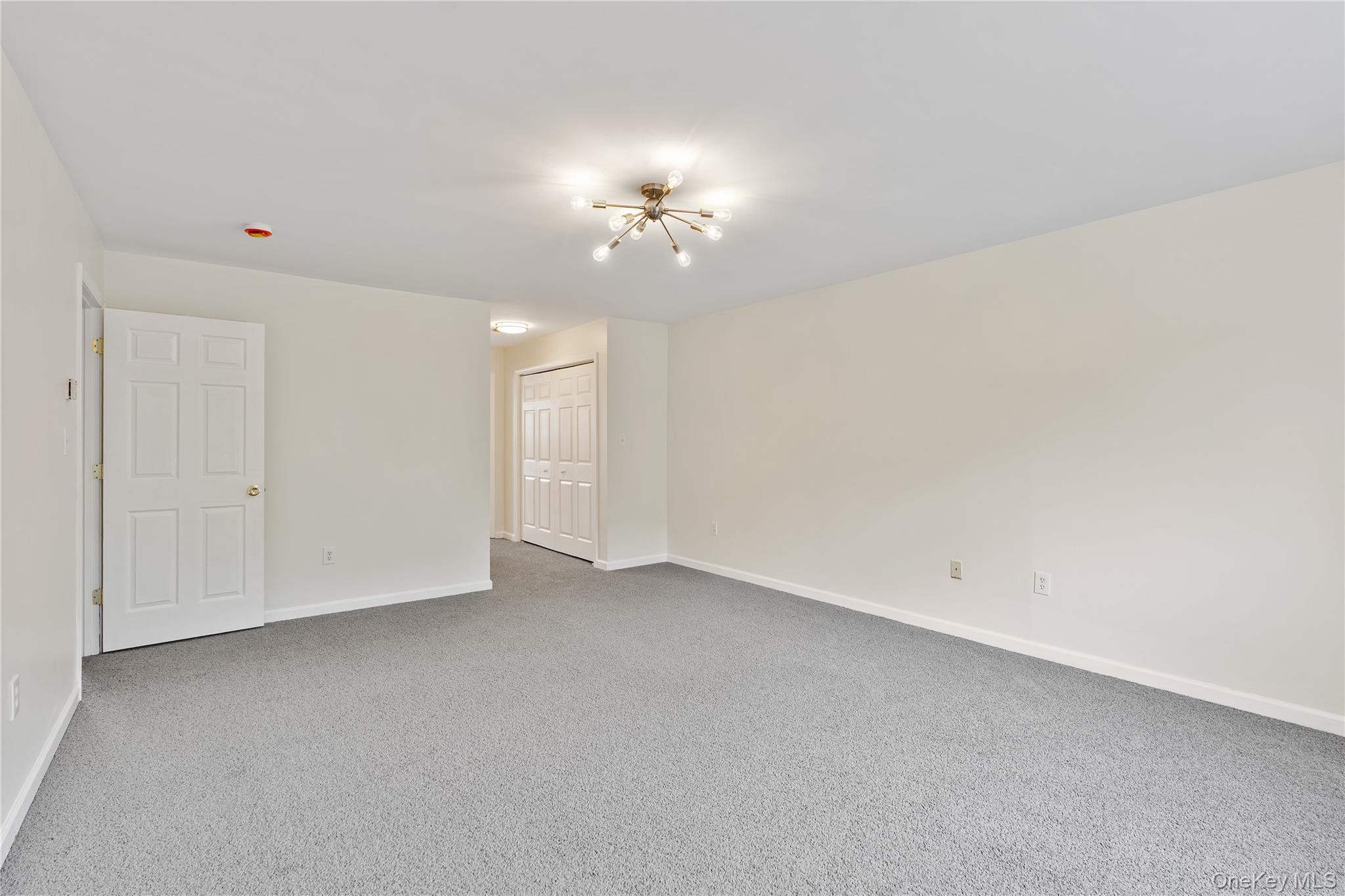 221 Tamerisk Lane Out of NYC New Windsor, NY 12553