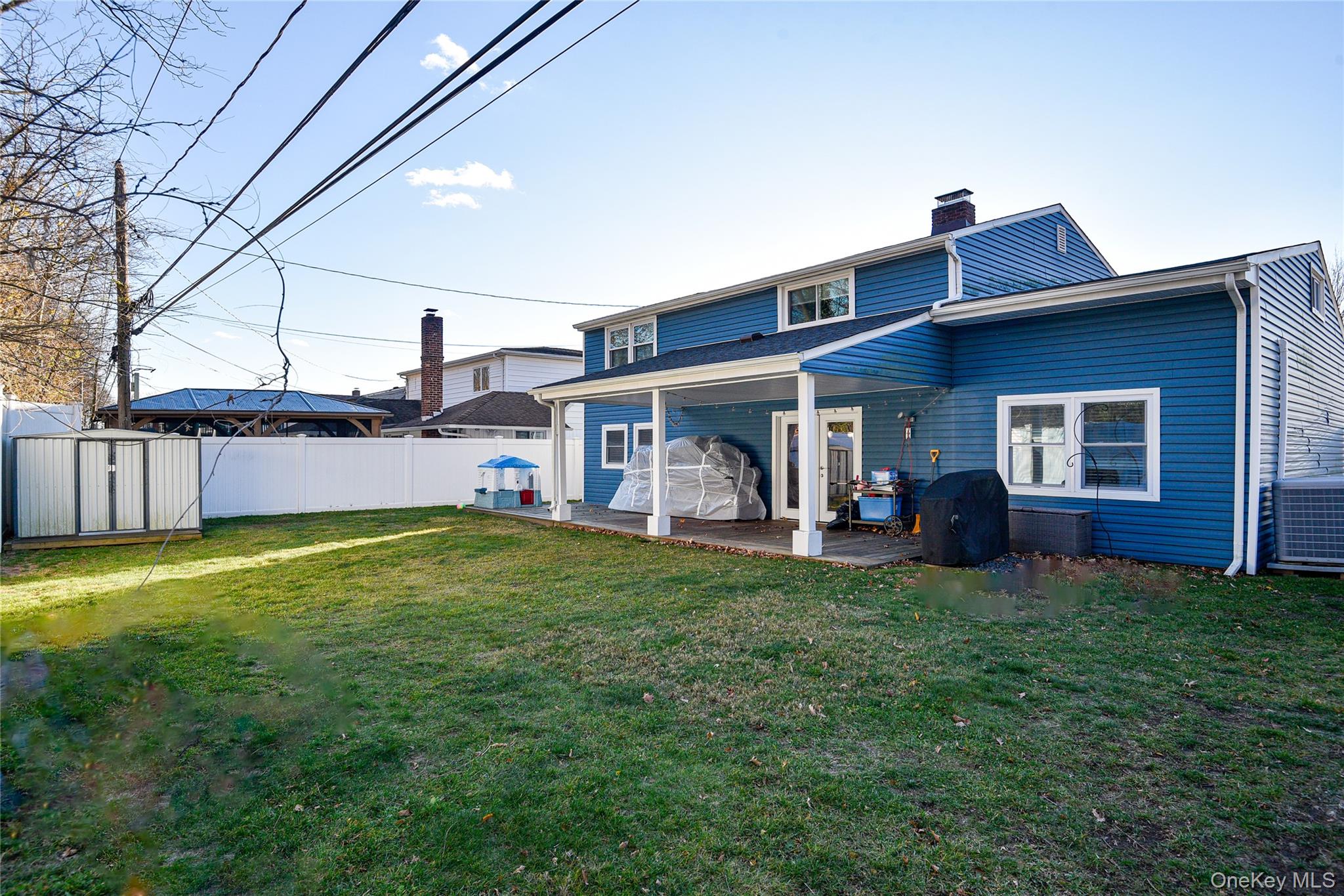 181 Friends Lane Westbury Westbury, NY 11590