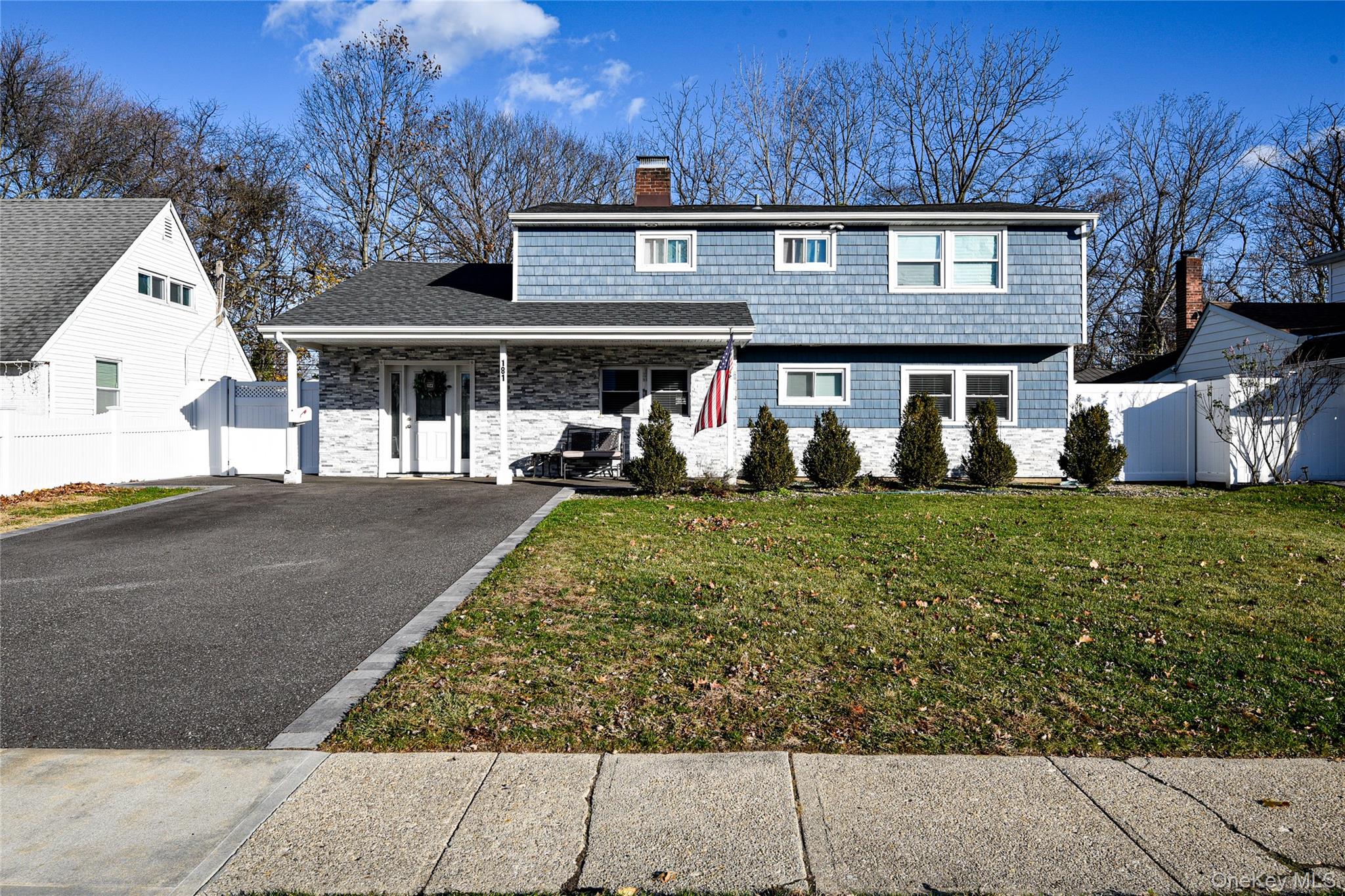 181 Friends Lane Westbury Westbury, NY 11590