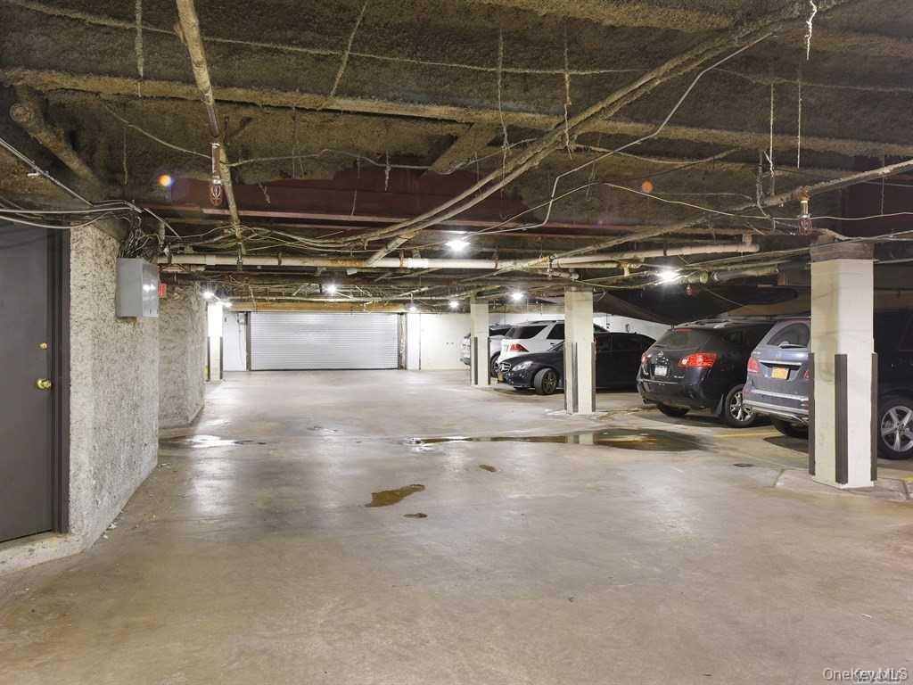 130 S Middle Neck Road 2 Great Neck Great Neck, NY 11021