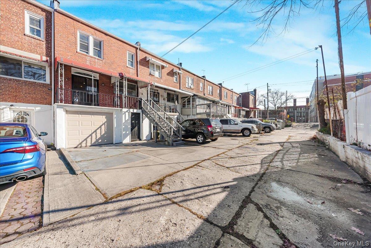 4309 Edson Avenue Bronx, NY 10466