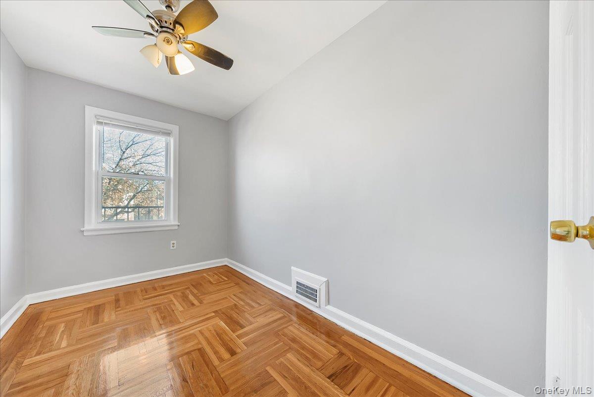 4309 Edson Avenue Bronx, NY 10466