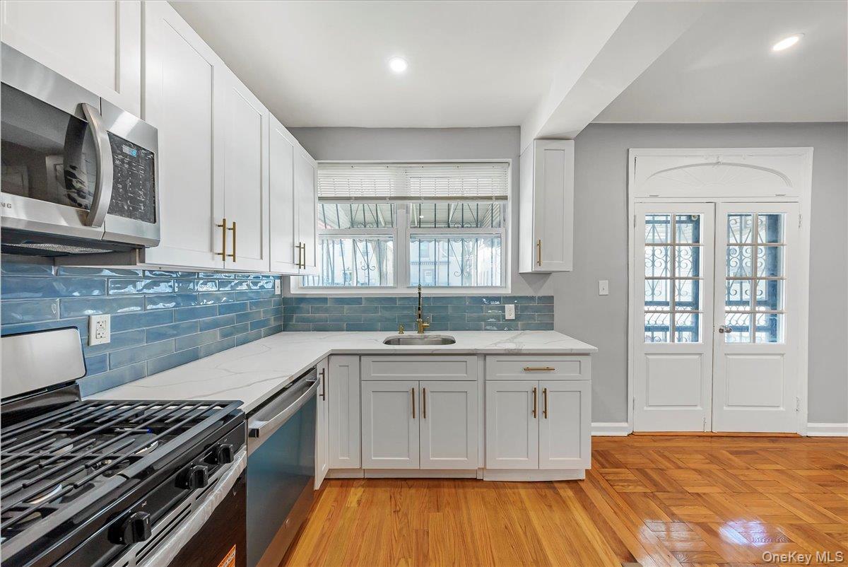 4309 Edson Avenue Bronx, NY 10466