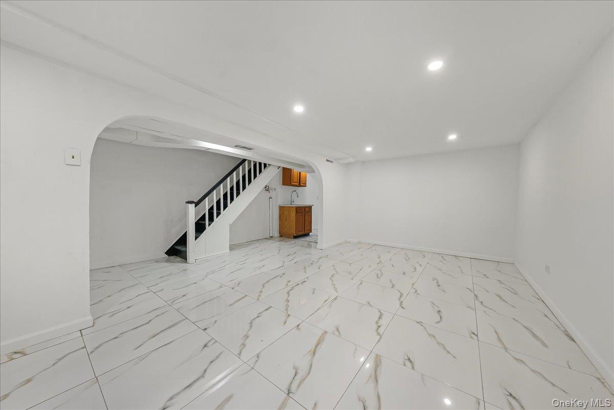 4309 Edson Avenue Bronx, NY 10466