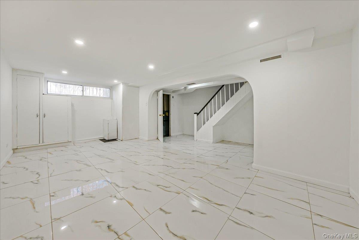 4309 Edson Avenue Bronx, NY 10466