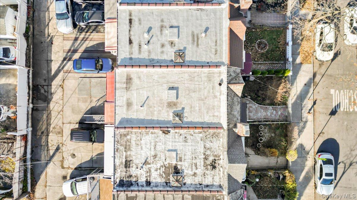 4309 Edson Avenue Bronx, NY 10466