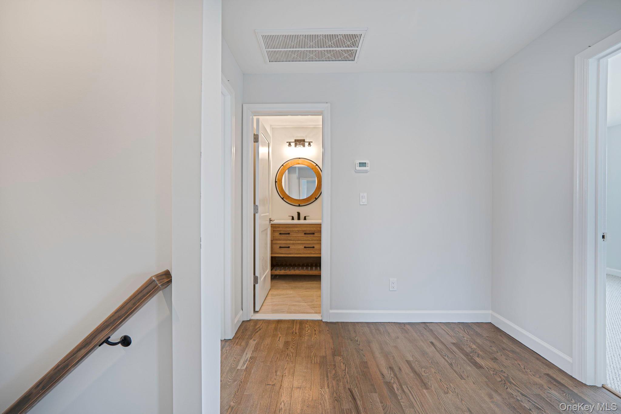 115 Riviera Parkway Lindenhurst Lindenhurst, NY 11757