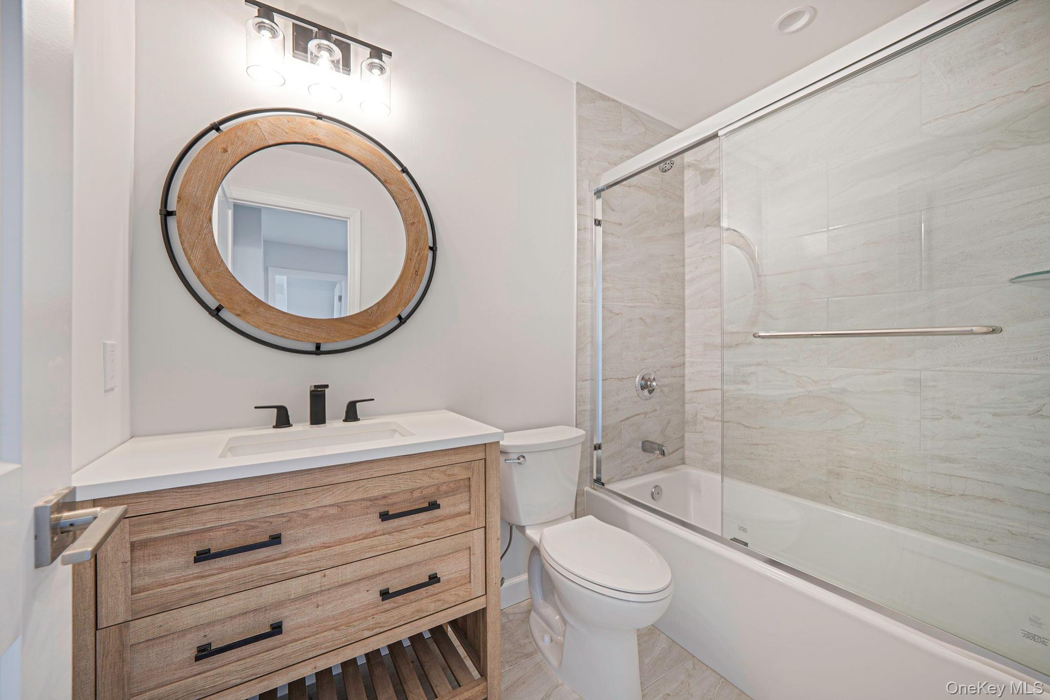 115 Riviera Parkway Lindenhurst Lindenhurst, NY 11757