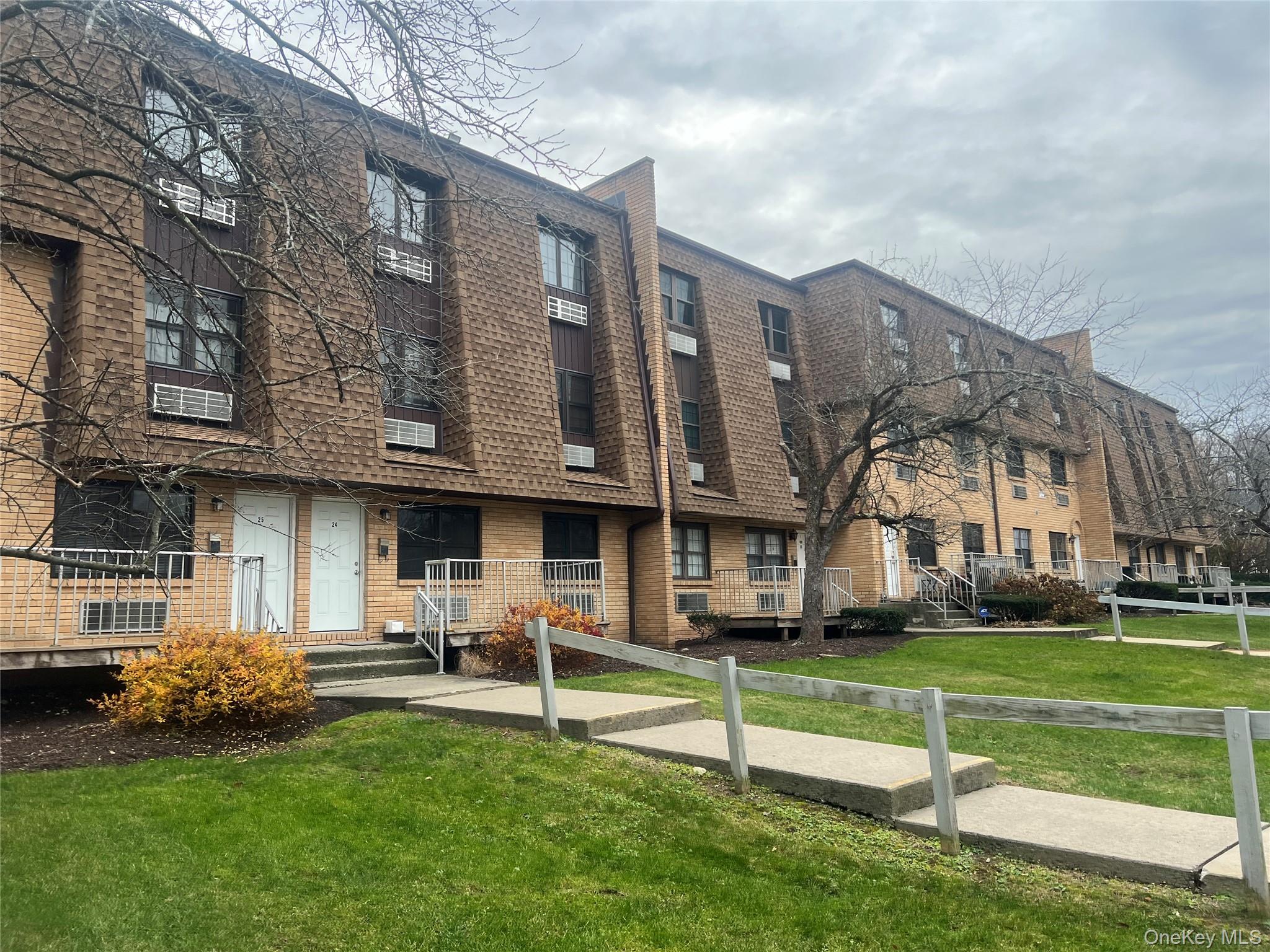 408 Carpenter Avenue 24 Out of NYC Newburgh, NY 12550